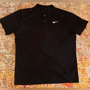 Nike Black Two Button Short Sleeve Dri-Fit Performance Top. Small